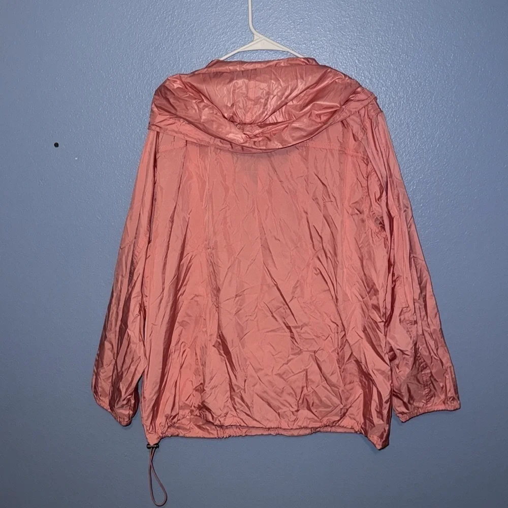 J Crew Packable Raincoat WindBreaker - size XL - NWT - B5